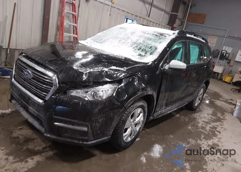 2021 Subaru Ascent z USA, uszkodzony, nr VIN 4S4WMAAD7M3402426